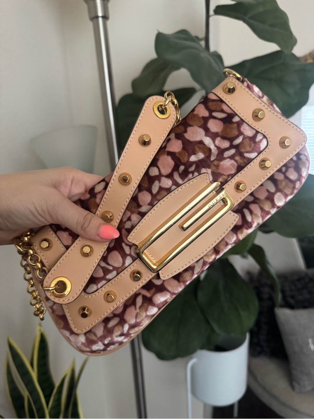 EUC- Guess - Vintage Y2K - Pink Velvet Animal Print Studded Chain Shoulder Bag